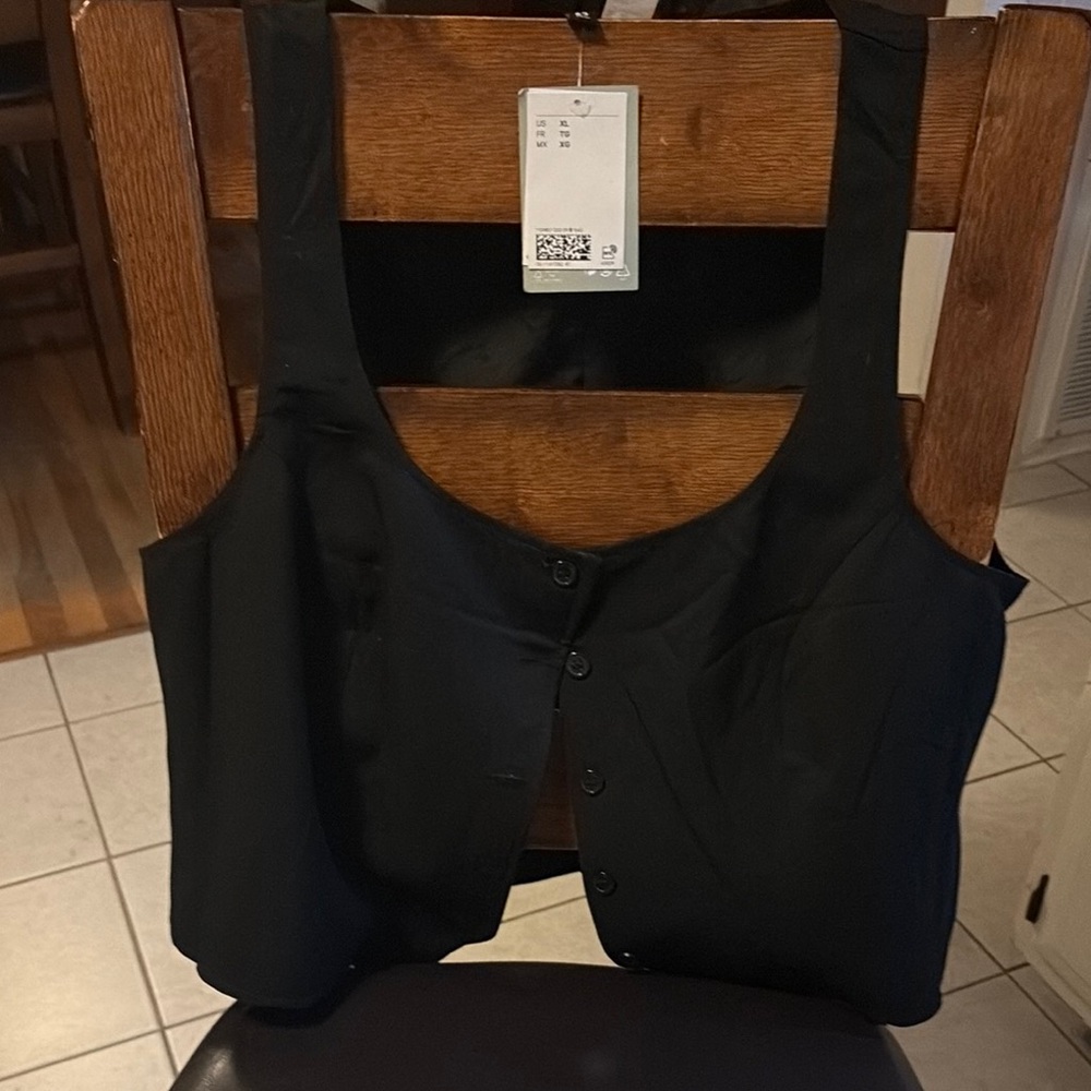 H&M Black Button Down Shirt